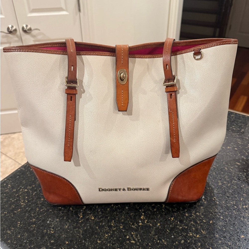 Dooney & Bourke White and Tan Tote Bag